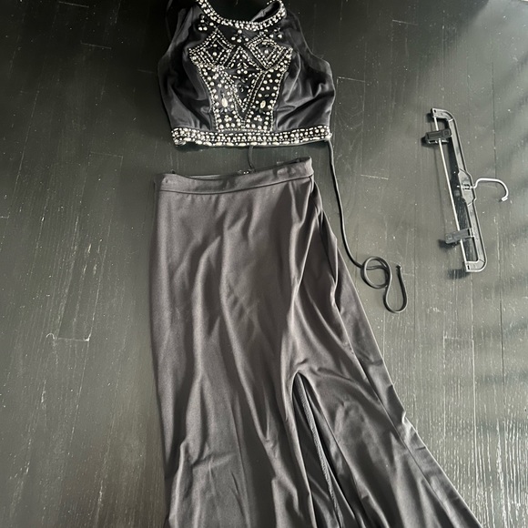 2 Piece Dress - Picture 1 of 2